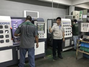 攜手一帶一路，服務(wù)沿線國家——我校機電工程系教師赴馬來西亞開展設(shè)備調(diào)試與技術(shù)交流